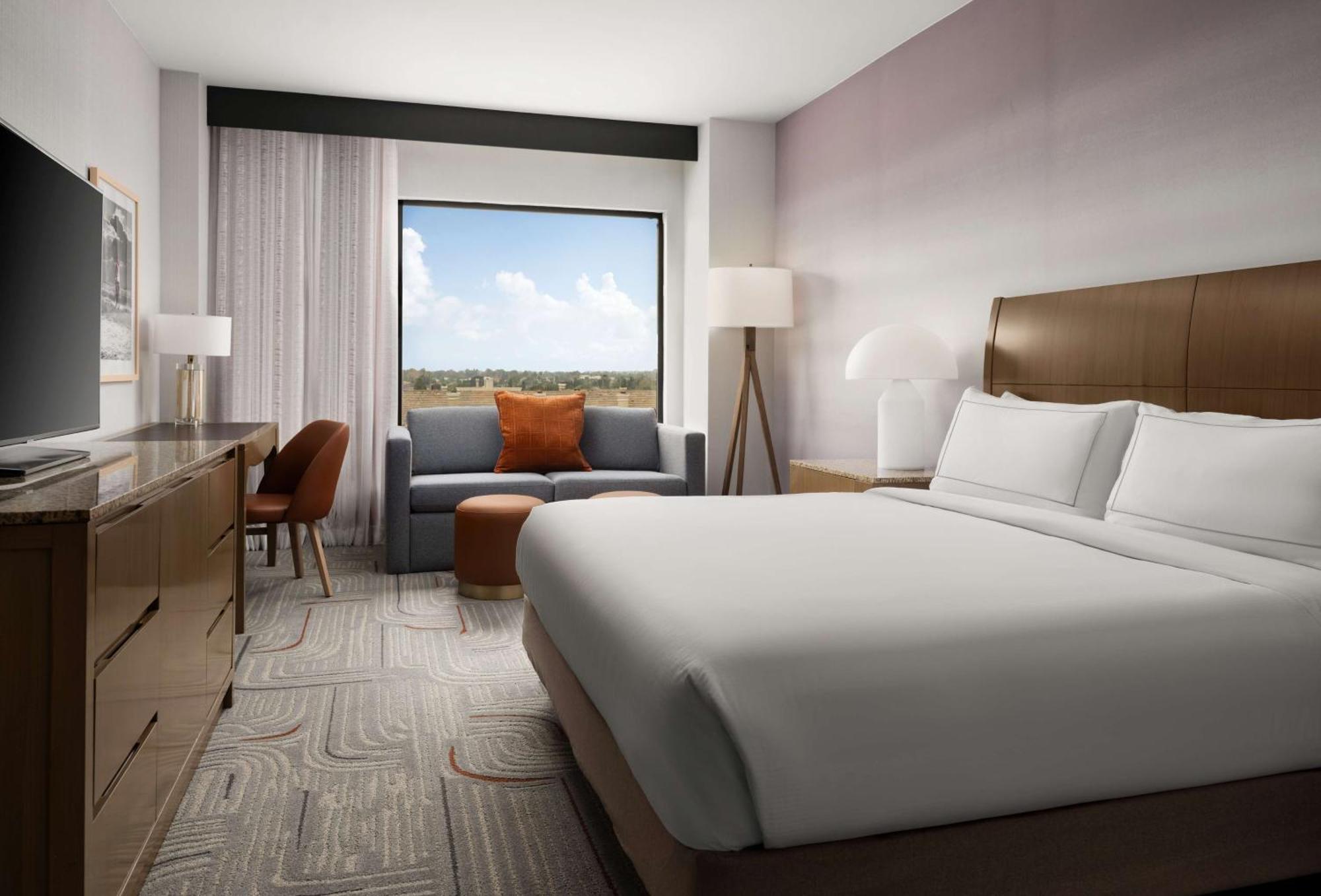 Doubletree By Hilton Irvine Spectrum Exterior photo